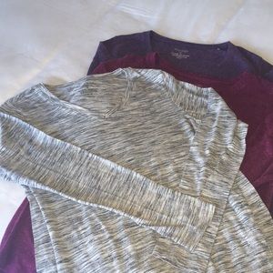 Bundle of 3!! Sonoma Long Sleeve V-Neck Tees, Sm